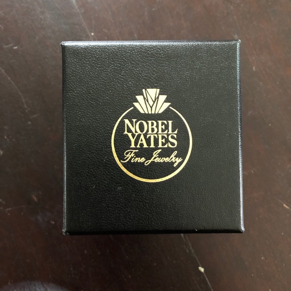 Noble Yates rose gold and moissanite ring size 8 - Picture 5 of 6